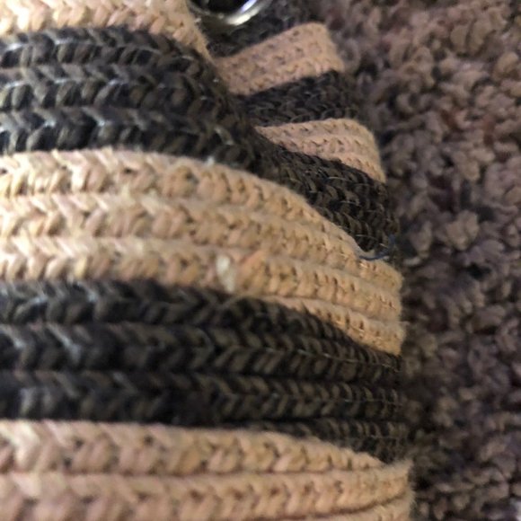 Paper Straw Small Purse Used - Picture 11 of 12